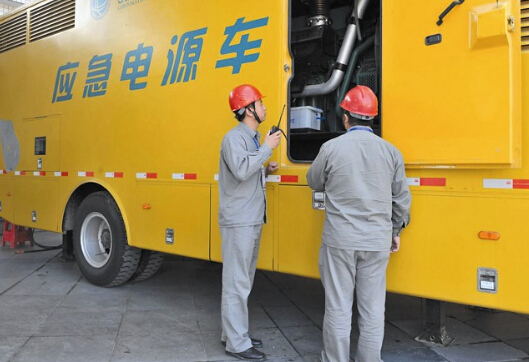 望谟如何清理被灰尘覆盖的机油散热器？